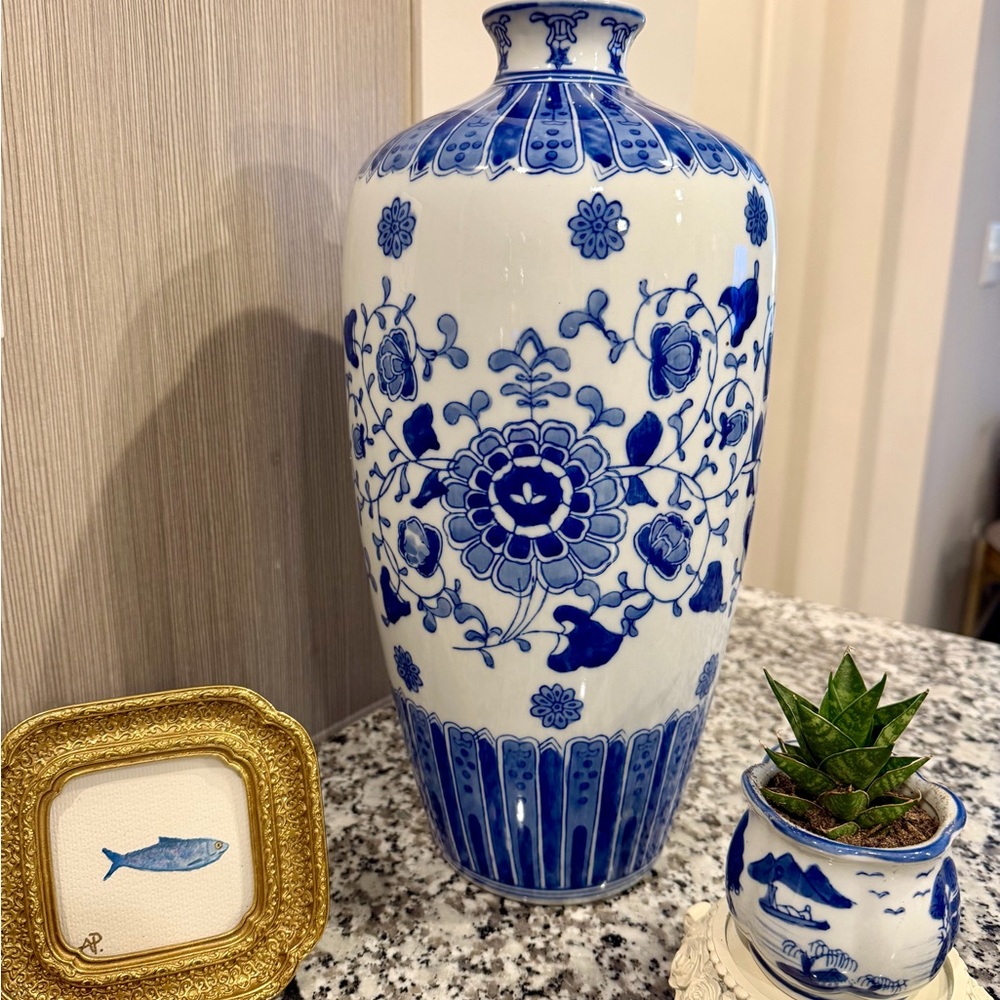Large 14” Vintage Blue & White Porcelain Vase | Chinoiserie Grandmillenial Decor